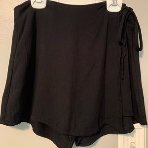 Kendall and Kylie Asymmetrical Black Skirt